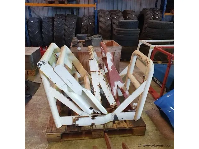 Bullbars voor tractoren - afbeelding 2 van  5