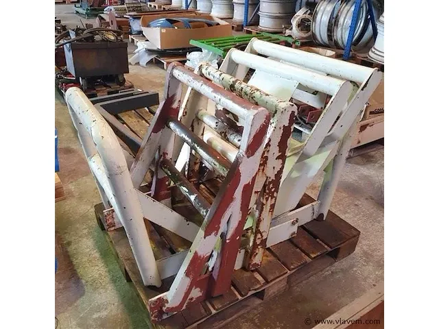 Bullbars voor tractoren - afbeelding 4 van  5