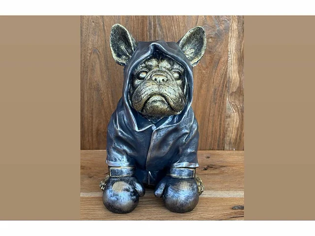 Bulldog bokser met cape h26,5cm original - afbeelding 2 van  3