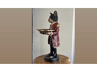 Bulldog met kostuum en plateau original h50cm - afbeelding 2 van  3