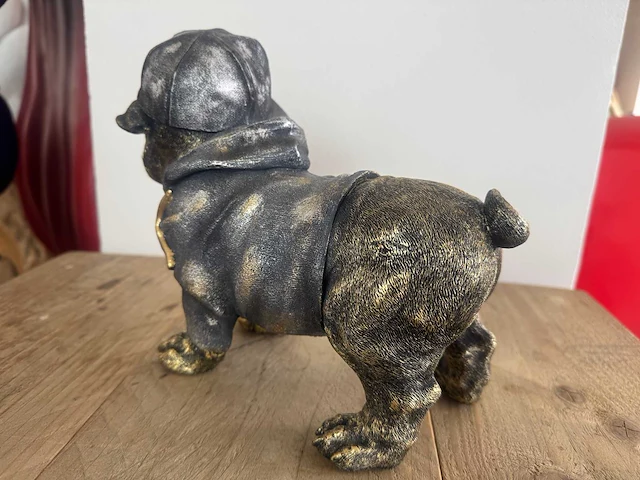 Bulldog staand pet jas h21cm original - afbeelding 3 van  3