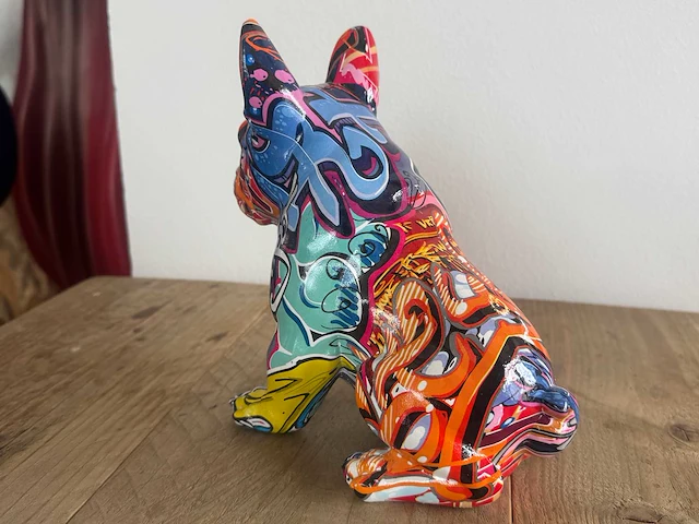 Bulldog zit graffiti klein h20cm - afbeelding 3 van  3