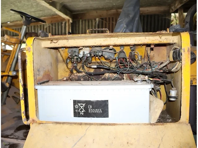 Bulldozer ihc - afbeelding 9 van  12