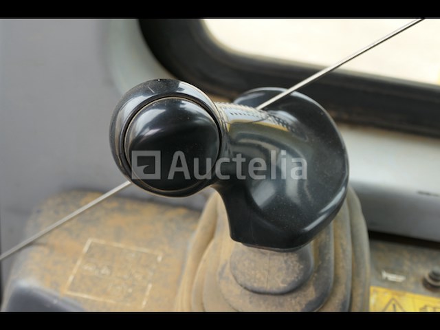 Bulldozer komatsu d65px-15eo - afbeelding 17 van  17