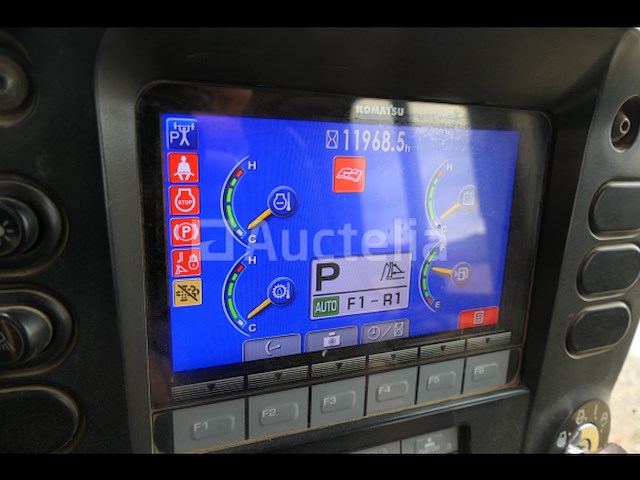 Bulldozer komatsu d65px-17 - afbeelding 11 van  19