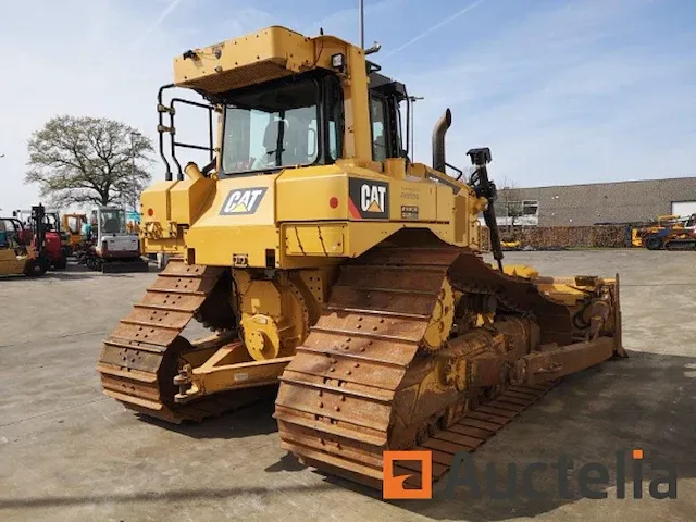 Bulldozers caterpillar d6t lgp - afbeelding 11 van  67