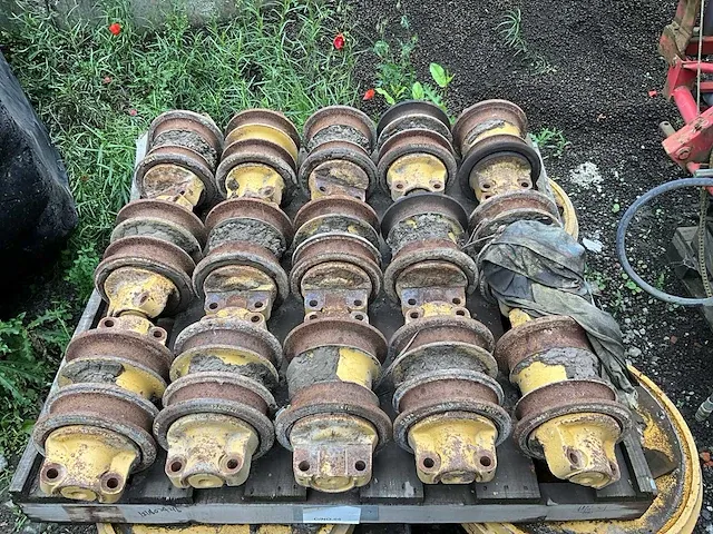 Bulldozerwielen cat d5n - afbeelding 1 van  5
