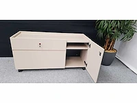 Bulo - - retourkast - afbeelding 8 van  8