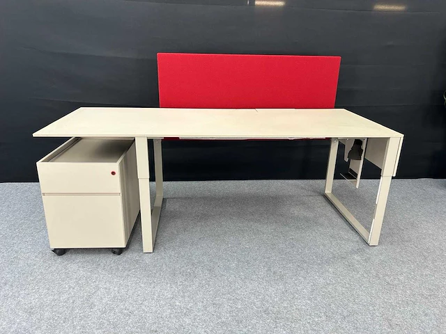 Bulo - bureau (4x) - afbeelding 1 van  7