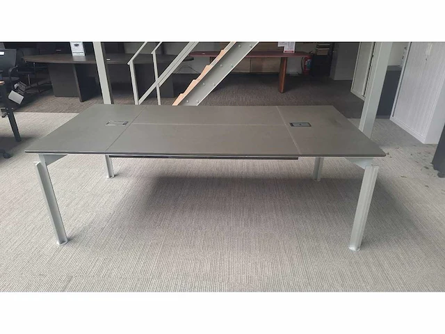 Bulo - h2o - conference table - afbeelding 2 van  10