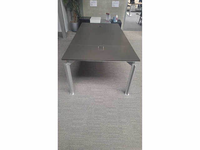 Bulo - h2o - conference table - afbeelding 4 van  10