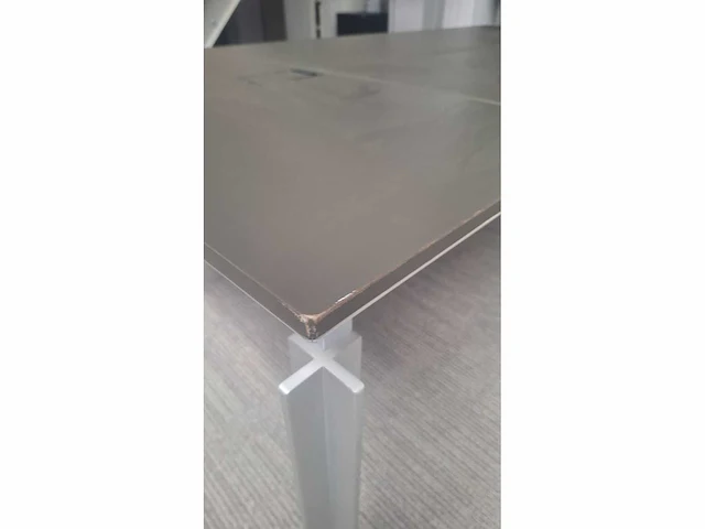 Bulo - h2o - conference table - afbeelding 10 van  10
