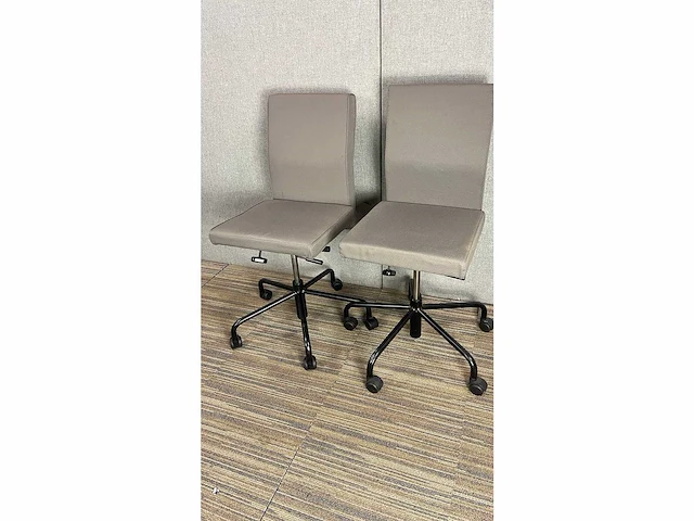 Bulo - pub & club - vergaderstoelen (6x) - afbeelding 1 van  10
