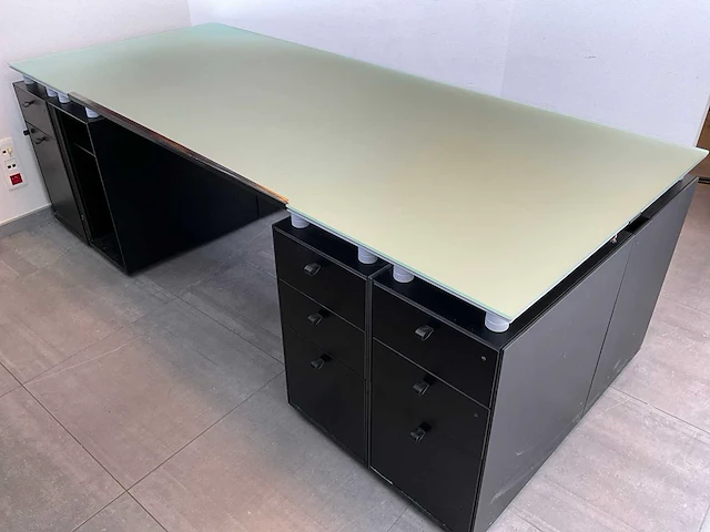 Bulo bureau - afbeelding 2 van  9