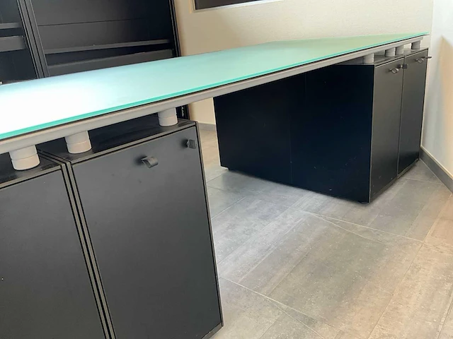 Bulo bureau - afbeelding 9 van  9