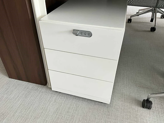 Bulo h2o design bureau-eiland - afbeelding 4 van  8