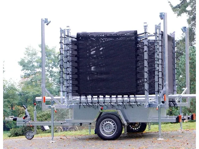 Bungee trampoline - 4 persoons mobiel - afbeelding 12 van  12