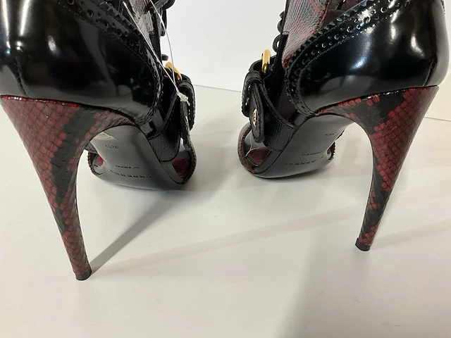 Burberry hak - afbeelding 5 van  7