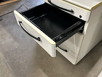 Bureau + 2 kastjes - afbeelding 5 van  8