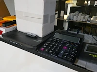 Bureau artikelen - afbeelding 1 van  6