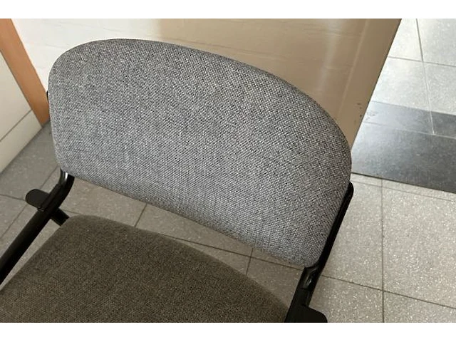 Bureau + bureaustoel - afbeelding 6 van  8