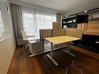 Bureau eiland incl 3 werkplekken + 2 stoelen & akoestische schermen - afbeelding 1 van  13