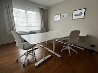 Bureau eiland incl 3 werkplekken + 3 verrijdbare typiste stoelen - afbeelding 1 van  9