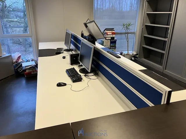 Bureau eiland met 3 ladenblokken - afbeelding 2 van  9