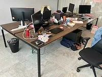 Bureau-eiland met 4 werkplekken