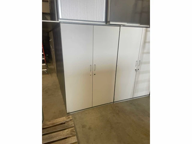 Bureau kast draaideuren 10 stuks - afbeelding 1 van  4