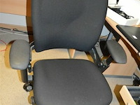 Bureau met inhoud lades + bureau stoel - afbeelding 5 van  7