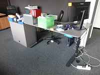 Bureau opstelling - afbeelding 1 van  8