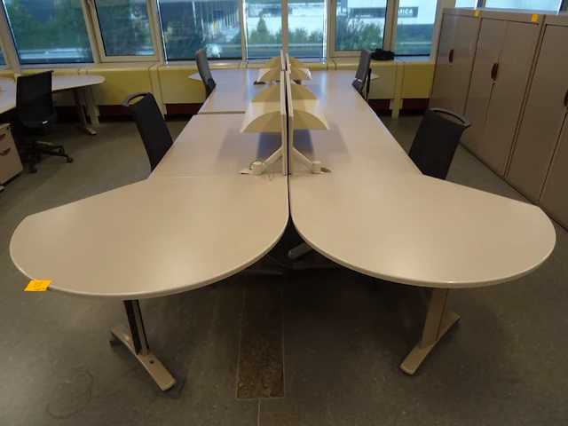 Bureau opstelling - afbeelding 2 van  9