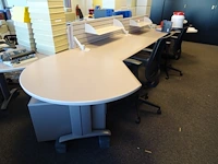 Bureau opstelling - afbeelding 3 van  8