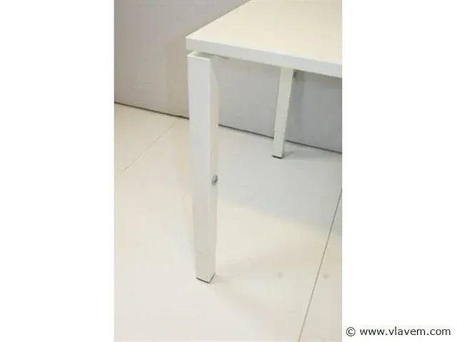 Bureau robberechts met ladenblok - afbeelding 2 van  5