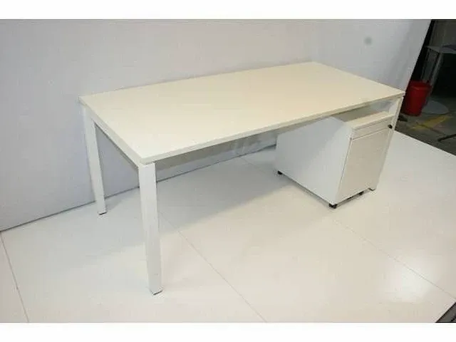 Bureau robberechts met ladenblok - afbeelding 3 van  5