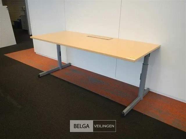 Bureau steelcase - afbeelding 1 van  3