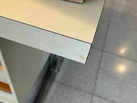 Bureau + stoel - afbeelding 3 van  7