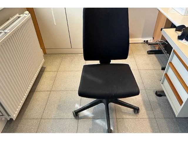 Bureau + stoel - afbeelding 5 van  7