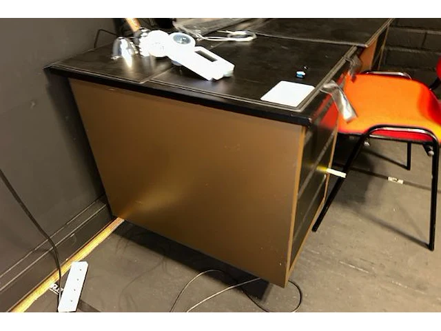 Bureau + stoel - afbeelding 2 van  5