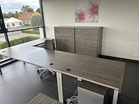 Bureau / tafel l-vorm + dossierkast met schuifdeuren - afbeelding 3 van  7