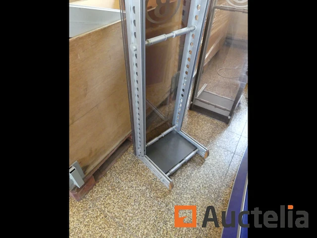 Bureau - afbeelding 5 van  7