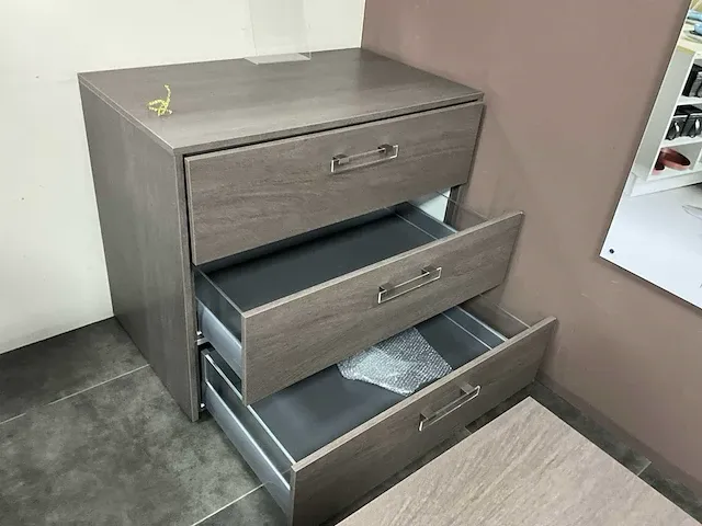 Bureau - afbeelding 6 van  6