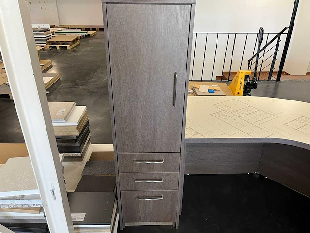 Bureau - afbeelding 6 van  7