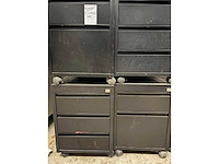 Bureau - afbeelding 2 van  2