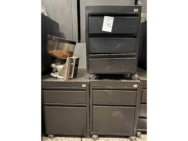 Bureau - afbeelding 3 van  4