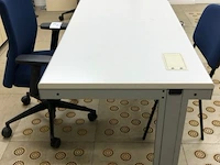 Bureau - afbeelding 6 van  6