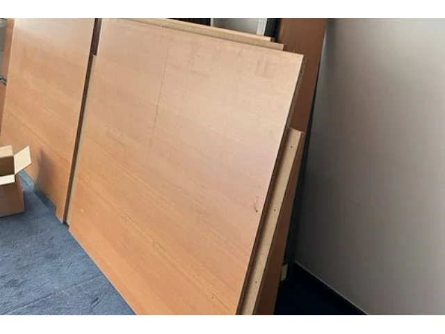 Bureau - afbeelding 2 van  4