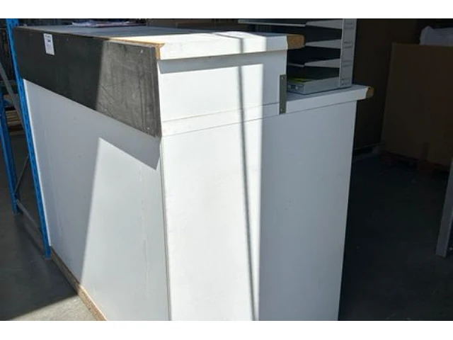 Bureau - afbeelding 2 van  7
