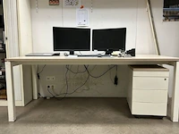 Bureau - afbeelding 2 van  9